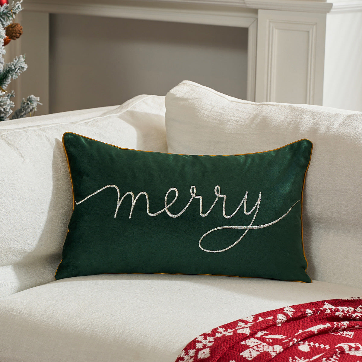 Housse de coussin de Noël « Merry » en décoration de salon — MaisonFAME