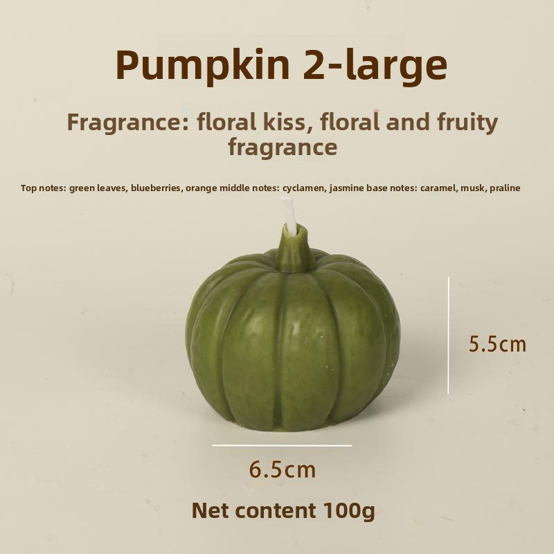 Bougie citrouille et feuillage d'automne en décoration — MaisonFAME